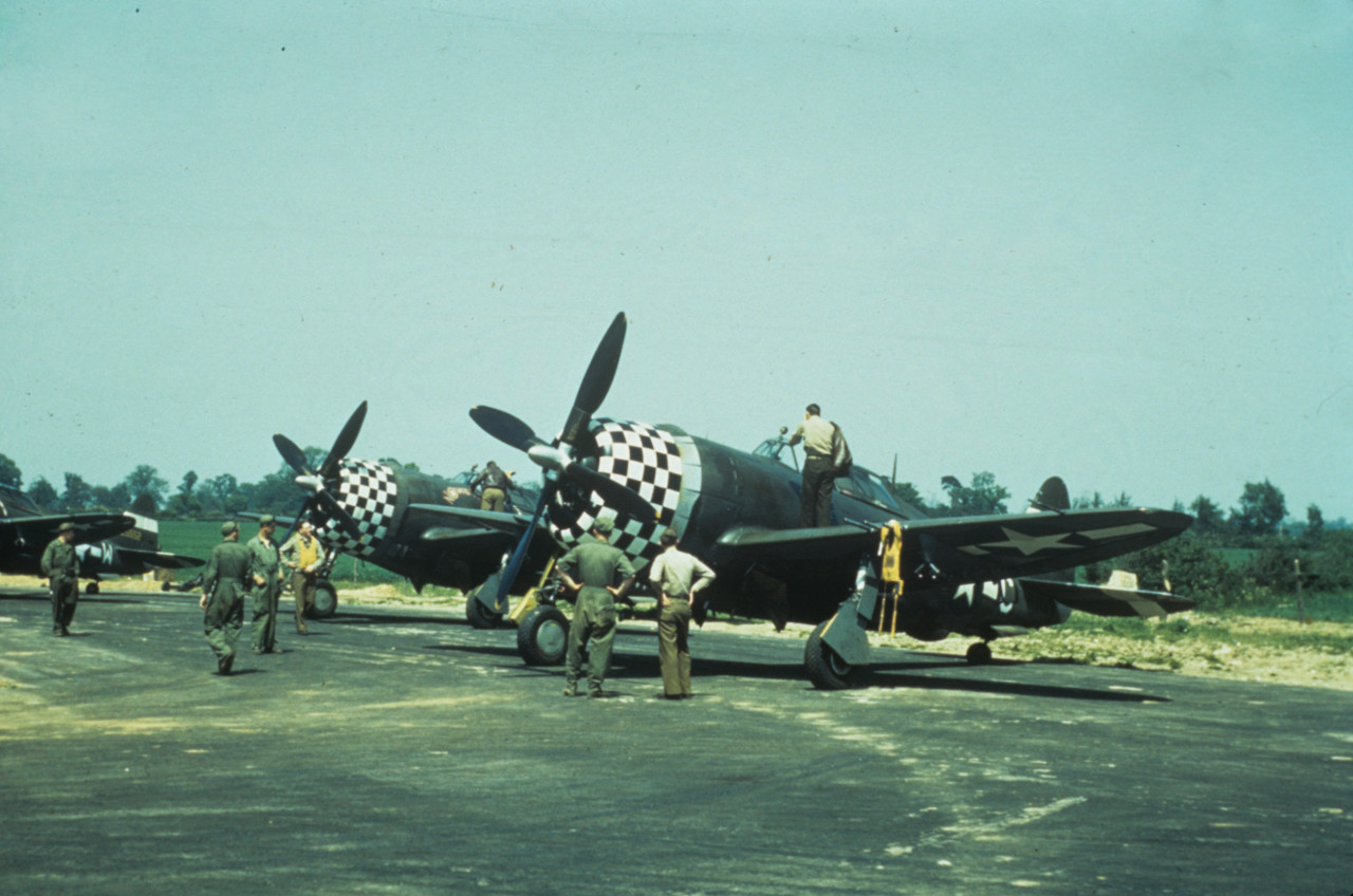 P-47 'Thunderbolts, © AAM FRE5604
