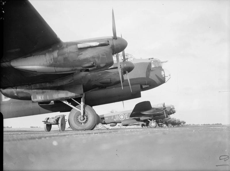 Lancaster bombers © IWM (CL4214)
